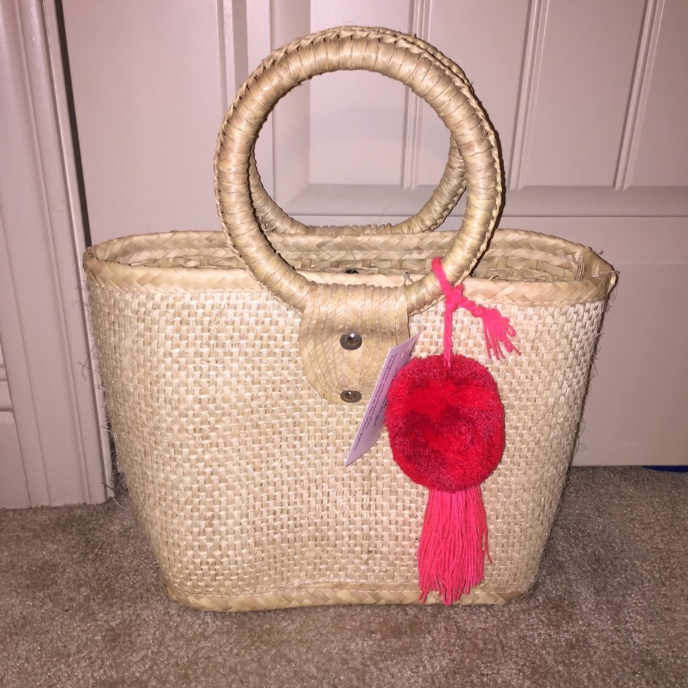 Straw Bag/Purse w/ Pompom Detail
